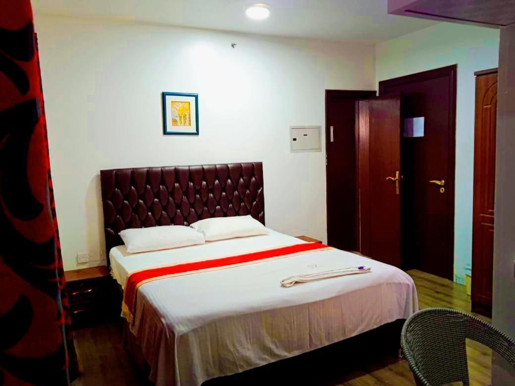 Hala Hotels Apartments الشارقة المظهر الخارجي الصورة